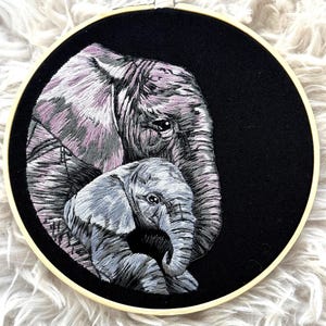 Elefant Stickpackung, Komplettes Set, Ausführliche Anleitung, DMC Stickgarn, DIY
