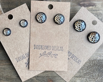 8mm, 12mm or 14mm Leopard with Black Setting Cabochon Stud Earrings, Studs, Leopard Studs, Leopard Earrings