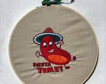 Fiesta Time Red Bean - Disegno di ricamo a macchina, disegni di ricamo, modelli di ricamo, file di ricamo, download istantaneo