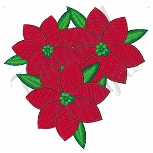 Puede incluir: Un grupo de tres flores de poinsettia rojas con hojas verdes. Las flores están dispuestas en forma de triángulo.