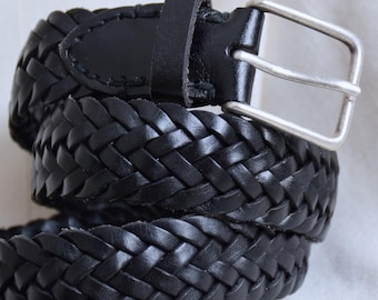 Vintage Woven Stretch Belt — Black Braided with Leather Buckle Vintage 90s Elastic Black Cinch Belt, Woven Leather Belt  main image 4