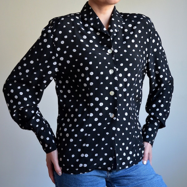 Vintage 90s leaf pattern blouse, black and white  leaves print blouse, button up collar blouse, 90s hipster autumn blouse, 38 EU/ 8 US