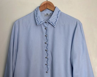 Vintage 90s embroidered blue folk blouse, Dirndl women's blouse, peasant cotton blend collared  shirt, 42 DE / L