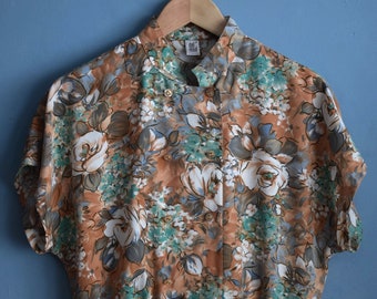 90s blouse shirt patterned cute ladies blouse mint cute pastel womens blouse 80s 90s vintage viscous short blouse colorful patterned with flowers