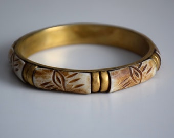 Brazalete vintage de hueso y latón: pulsera tribal hecha a mano