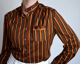 70s / 80s striped pattern blouse with a high neck collar, burnt orange brick red black stripes, 80s secretary blouse, Made in Switzerland