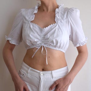 Vintage White Cotton Dirndl Crop Top: Embroidered Heart Peasant Blouse