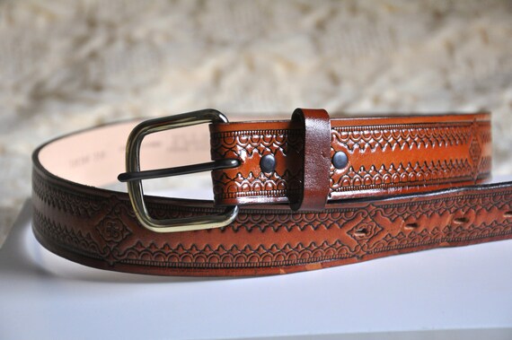 Achat Ceinture étroite bohème chic en daim camel en gros