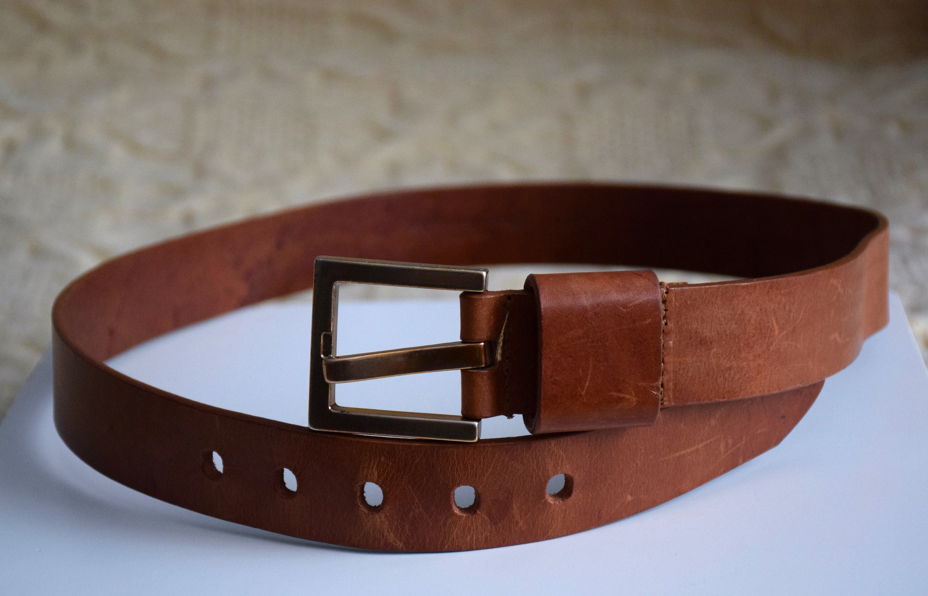 KENNETH COLE Vintage Y2K Hammered Gold Chain Belt Small Kennith Chain Belt Gold | Princess Polly main image 4