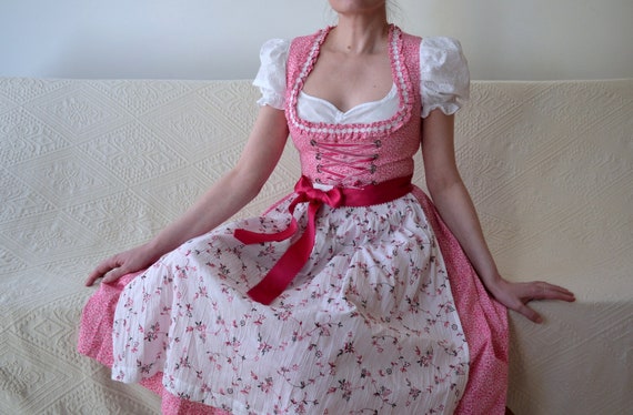Vintage pink and white floral dirndl dress with a… - image 2