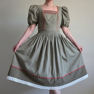 Vintage 80s Austrian folk dress, sage green check peasant dress, puff sleeve gingham Oktoberfest dress, Trachten vintage dress, handmade