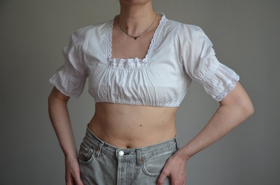 Vintage white cropped dirndl blouse, boho crop to… - image 4