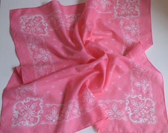 Pañuelo floral rosa vintage Y2K: estilo vaquera occidental