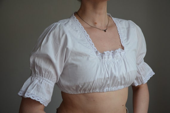 Vintage white cropped dirndl blouse, boho crop to… - image 5