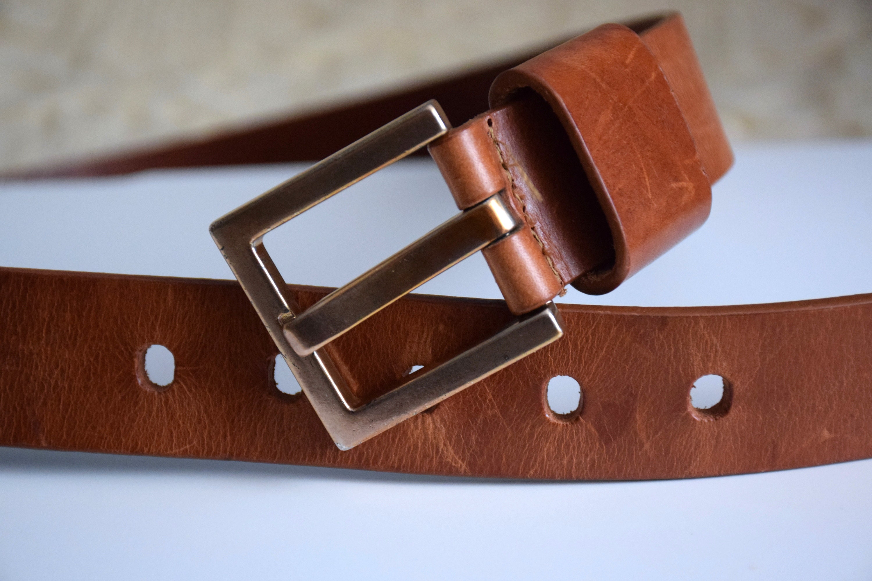 Vintage Kenneth Cole Leather Belt: Y2K British Tan Full  display picture 1