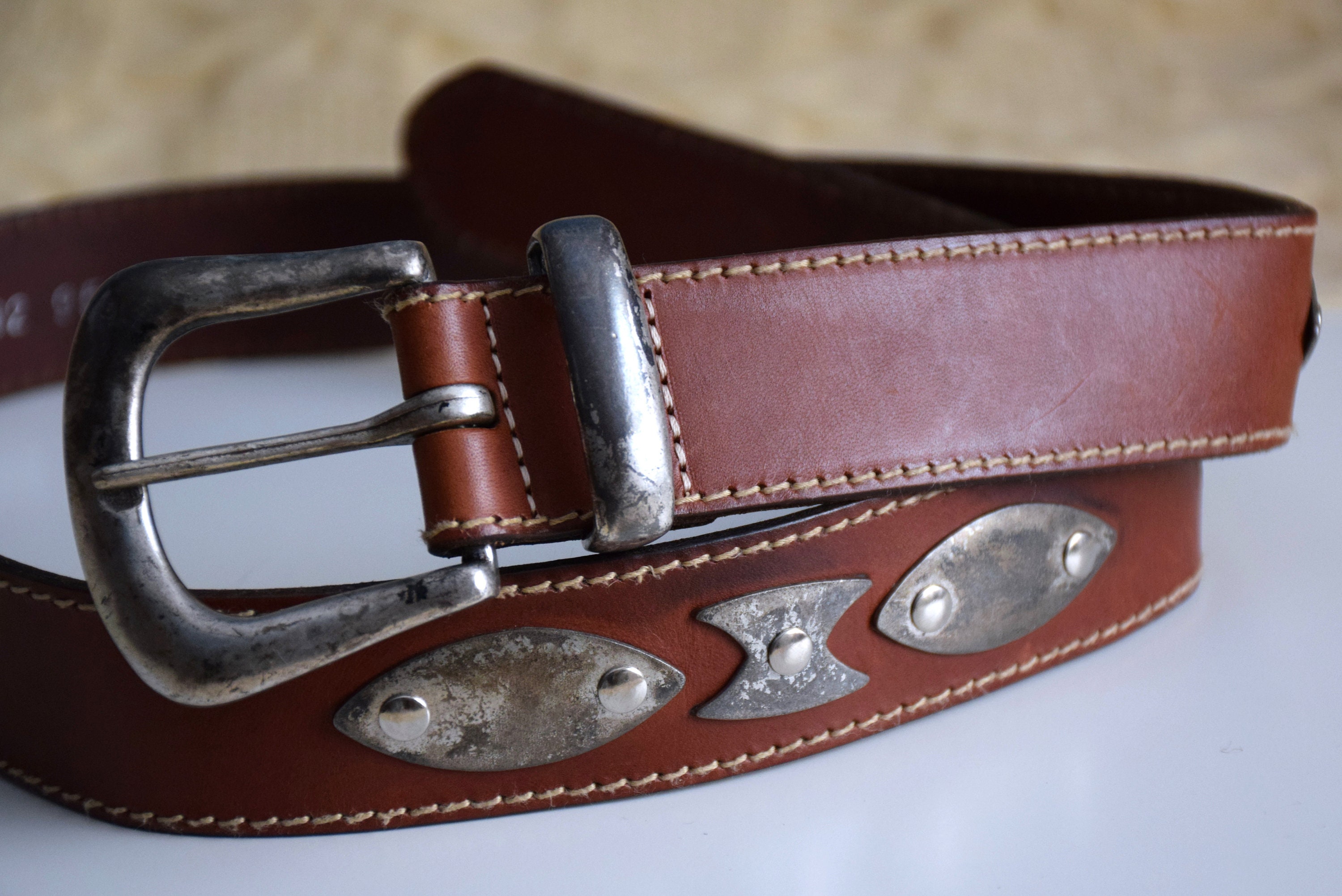 Vintage 90s Brown Leather Western Belt With Silver Metal 