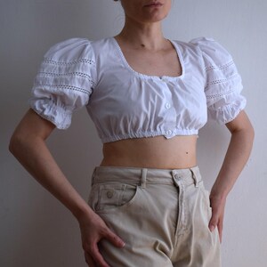 Vintage 90s White Lace Dirndl Blouse: Oktoberfest Crop Top, Size M