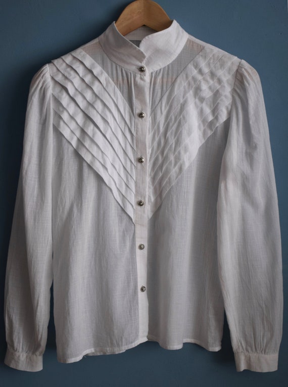 Vintage 80s white peasant blouse, collared blouse… - image 6