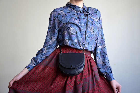 Vintage 80s Dark Blue Leather Shoulder Bag: Mini Boho Handbag