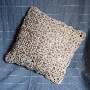 Vintage 70s Crochet Pillowcase: Cream Floral Cottagecore Cushion Cover
