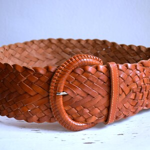 Vintage 90s Burnt Orange Woven Leather Belt, Wide Braided  display picture 1