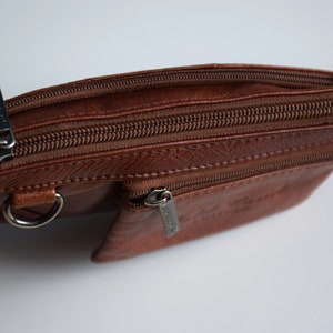 Vintage Y2K leather wristlet bag, cognac brown leather purse, small handbag or wrsitlet wallet zdjęcie 8