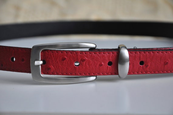 Ceinture en cuir rouge fin des ann es 90 vintage avec boucle de