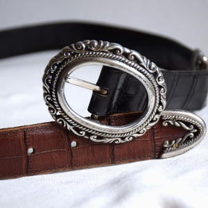 Vintage 90s Black & Brown Reversible Leather Belt Size Large Vintage 90s Western Leather Belt, Brown & Black Reversible  main image 4
