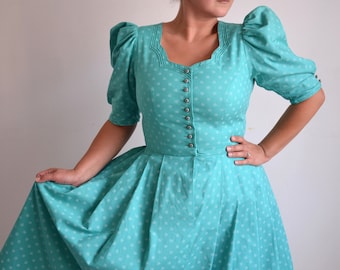 1980s Austrian mint green folk dress with floral print, puff sleeves cottage core dress, flower Oktoberfest dress, peasant green dress, L