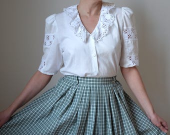 Vintage 90s White Cotton Blouse with Crochet Collar, Size M