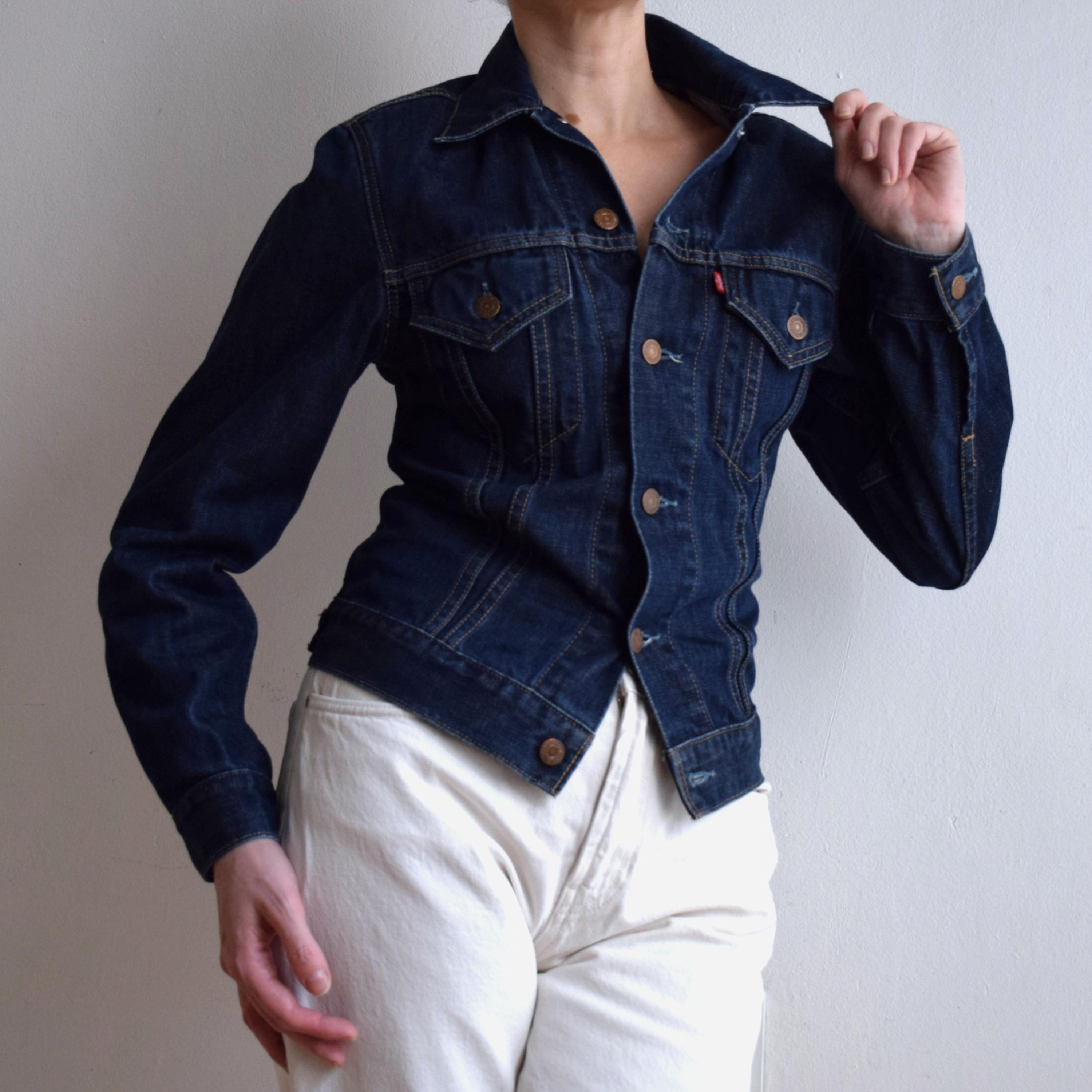 Vintage 90s Men's Levi's 70500 Denim Trucker Jacket: Slim Fit (S