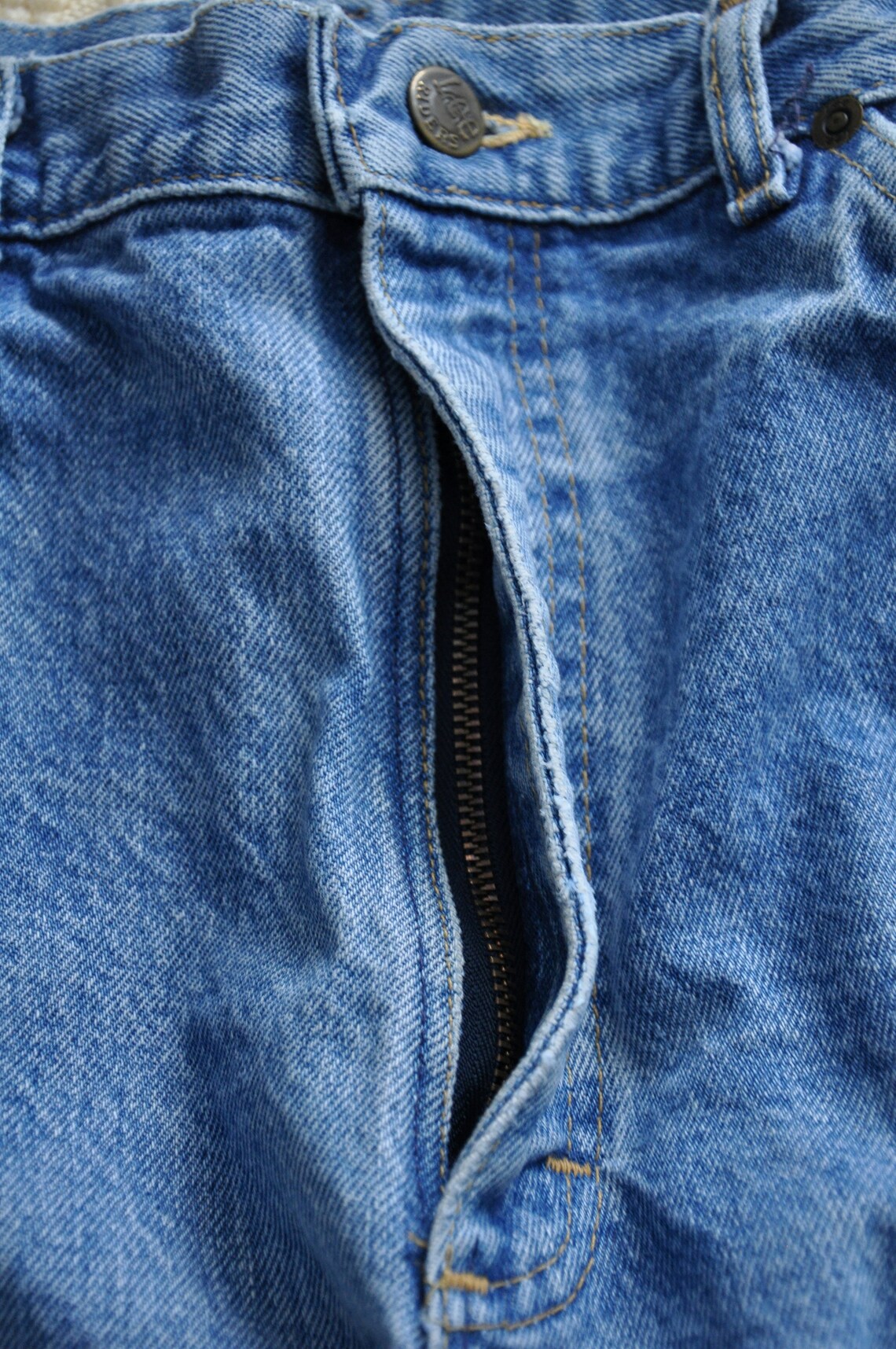 Distressed 1980s LEE Blue Jeans Vintage Light Wash Jeans - Etsy