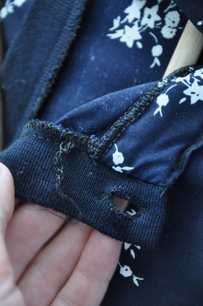 floral viscose hipster jacket women/'s blue and white print top Made in Italy L Vintage 90s floral print summer jacket OR Blouse