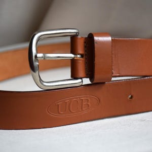 United Colors of Benetton Womens Vintage Leather Belt XS Brown Burgundy Classic Vintage BENETTON Raspberry Red Leather Wide Ladies Belt - Etsy main image 2