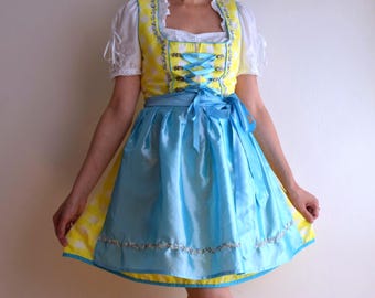 Vintage Check Dirndl Dress: Austrian Oktoberfest Costume (Size 10 US)