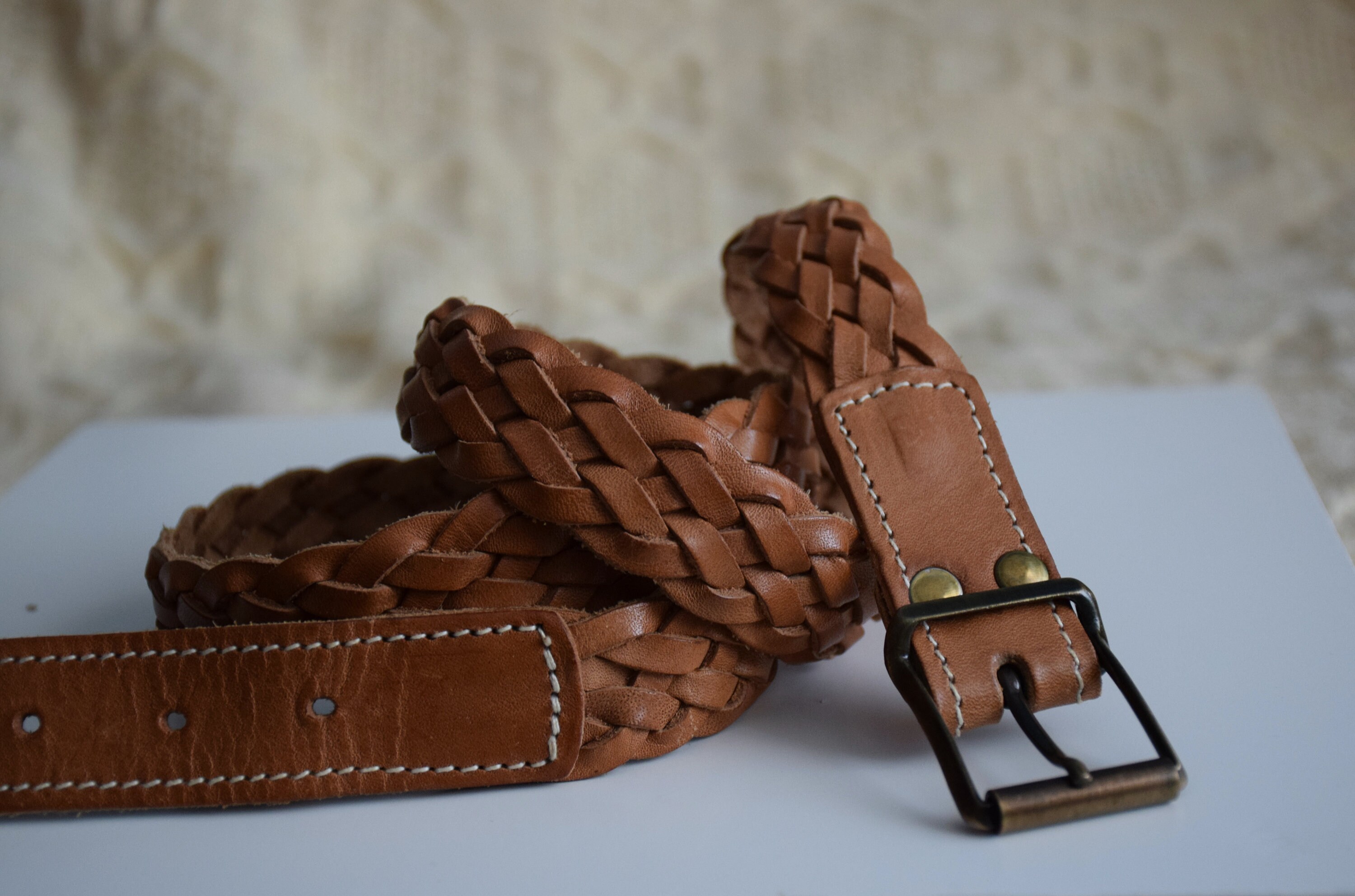 Vintage 80s Braided Tan Leather Belt: Boho Woven Design - Etsy display picture 1