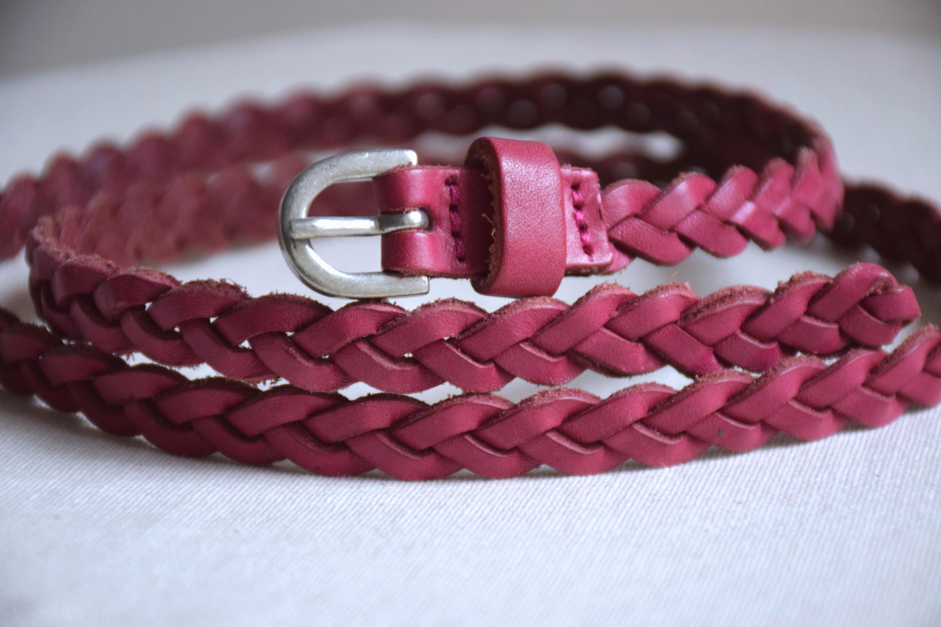 Vintage Thin Magenta Pink Woven Leather Belt - Silver Buckle  display picture 1