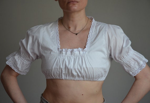 Vintage white cropped dirndl blouse, boho crop to… - image 2