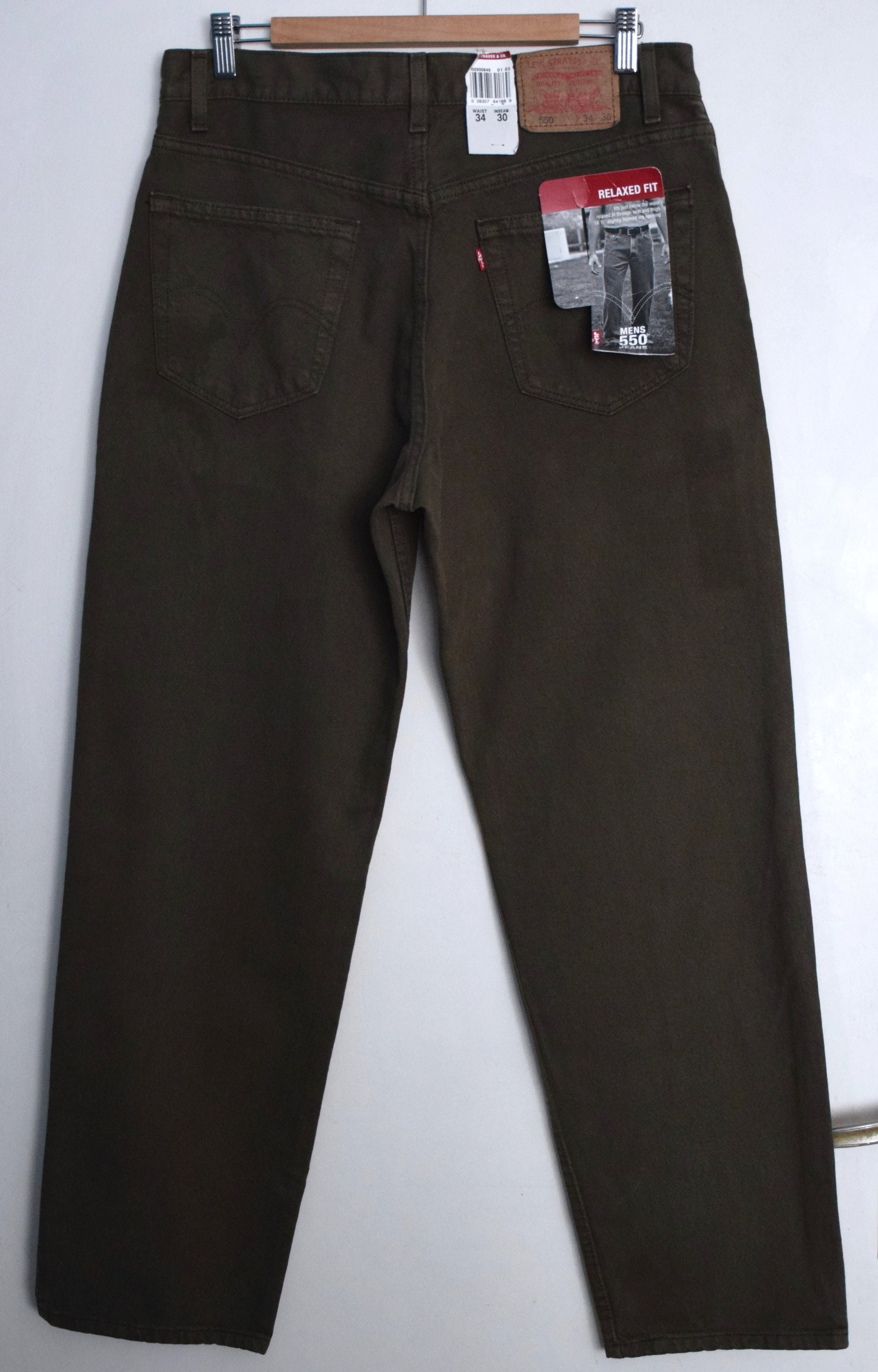Done 550 LOOSE FIT CUSTOMIZE TAPERED OVY Levi