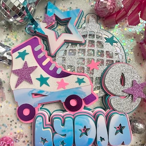 Rollerskate Cake Topper image 14