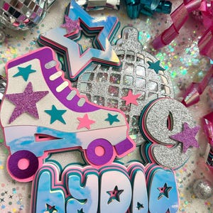 Rollerskate Cake Topper image 19