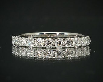 14k White Gold Natural .33ctw Diamond Ladies Wedding Band Ring 2g i15555