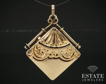 Antique Victorian 14k Yellow Gold Engraved Square Locket 6.5g i16359