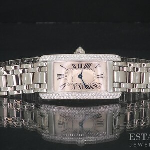 Cartier Tank Americaine 1713 18k White Gold Diamond Guilloche Watch i18292 imagem 3