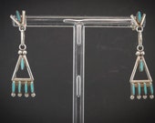 Vintage Sterling Natural Turquoise Needlepoint Zuni Dangle Earrings 2.6g i10257