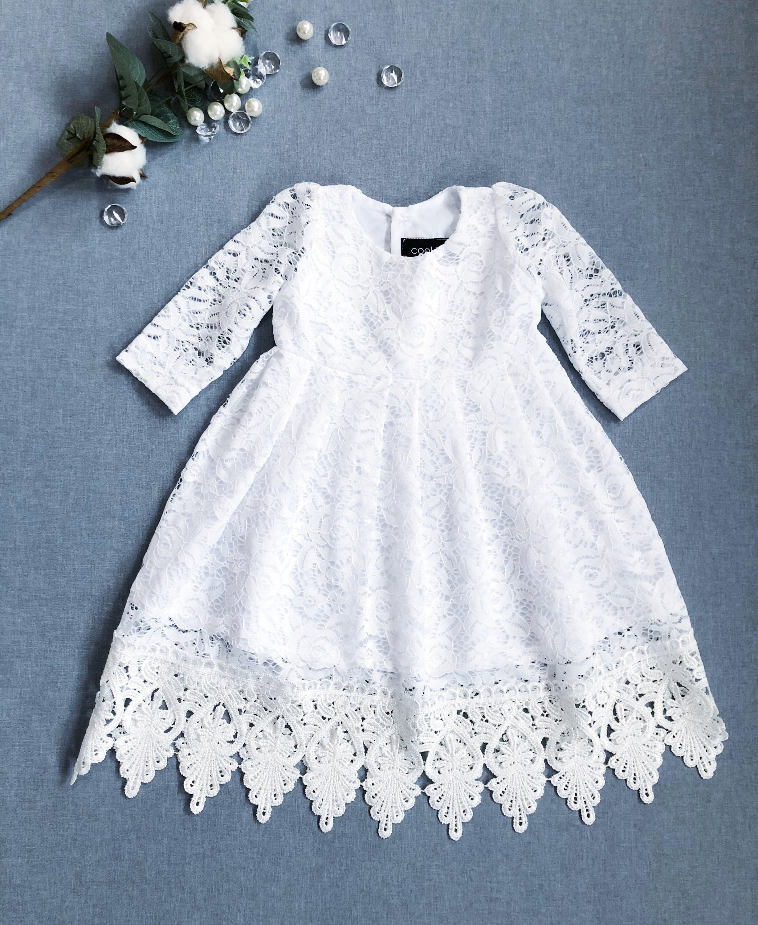 white blessing dress