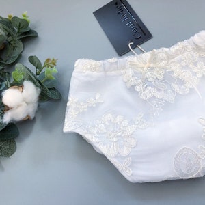 Christening bloomers, organic cotton diaper cover, ivory lacy bloomers, lace diaper cover, lacy bloomers, christening diaper cover zdjęcie 2