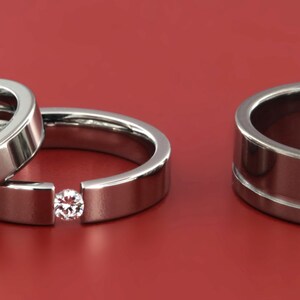 Three Piece Titanium Wedding Set With Diamond (His and Hers Engagement and Wedding Bands)7MM1ocg- 4f-tension-4f band