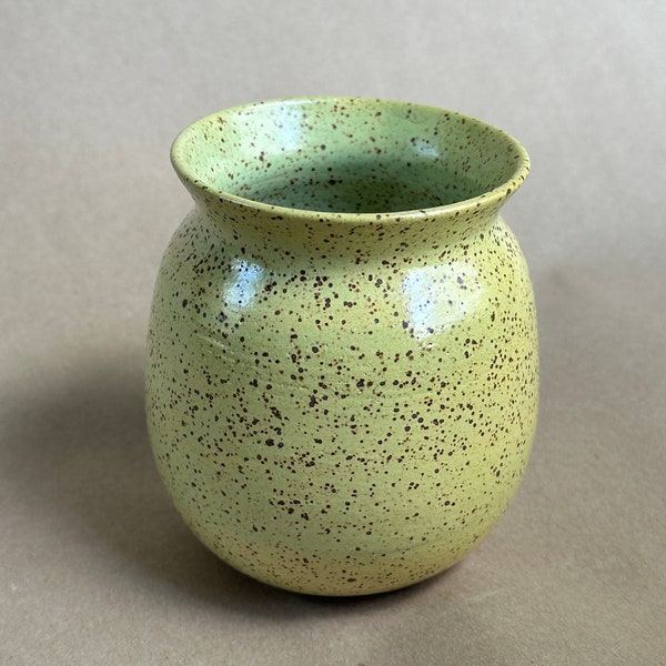 Honeydew vase - speckled medium vase - decor - home- gift - yellow - green - ceramic - pottery