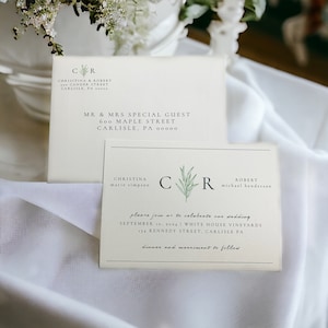 Invitación de boda moderna con confirmación de asistencia: elegante diseño de planta de hojas verdes